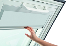 Store occultant gris clair